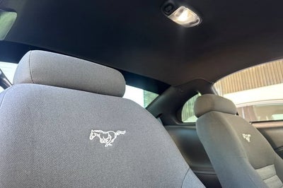 2001 Ford Mustang GT Deluxe