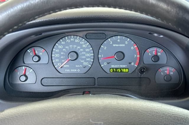 2001 Ford Mustang GT Deluxe