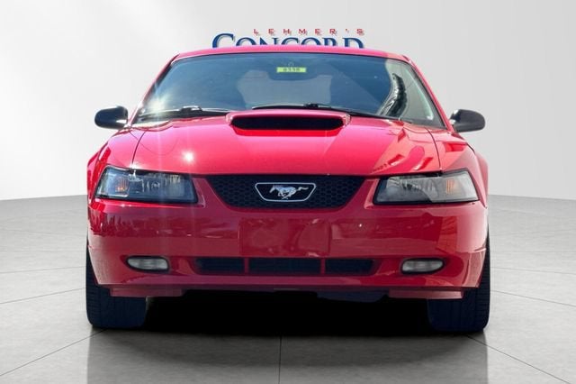 2001 Ford Mustang GT Deluxe
