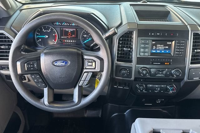 2017 Ford Super Duty F-350 SRW XLT