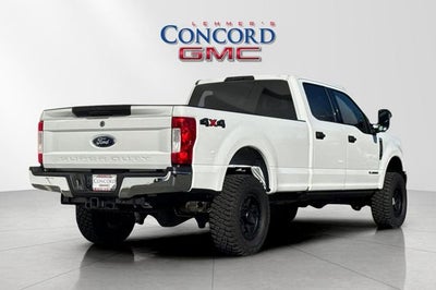 2017 Ford Super Duty F-350 SRW XLT