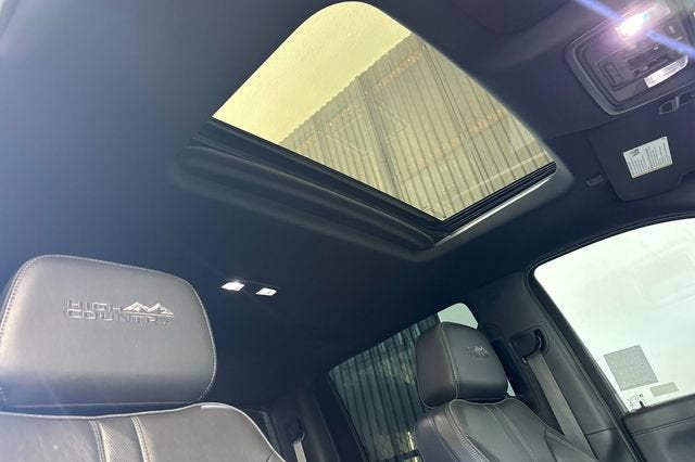 2020 Chevrolet Silverado 1500 High Country