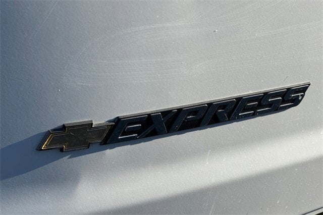 2023 Chevrolet Express Cargo 2500 WT