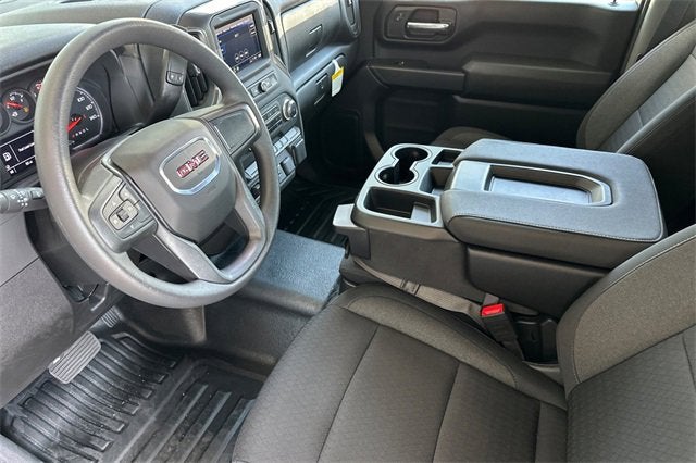 2025 GMC Sierra 2500 HD Pro