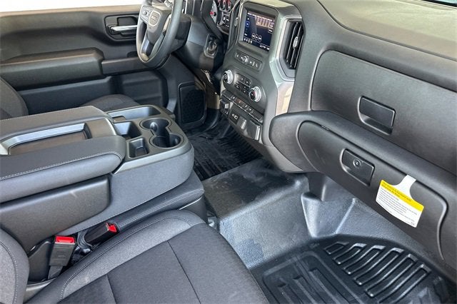 2025 GMC Sierra 2500 HD Pro