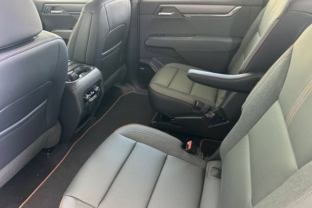 2027 GMC Acadia AT4