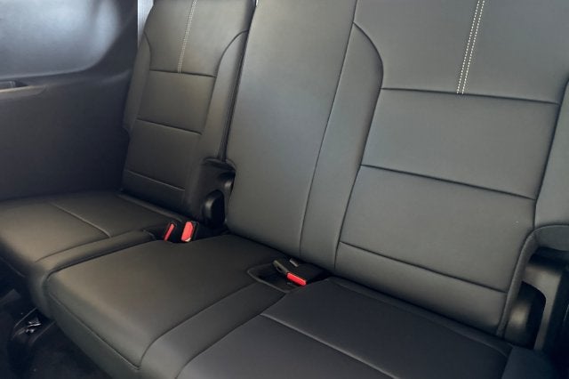 2027 GMC Acadia Elevation - Photo 16