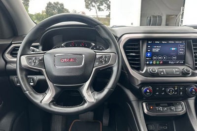 2023 GMC Acadia AT4