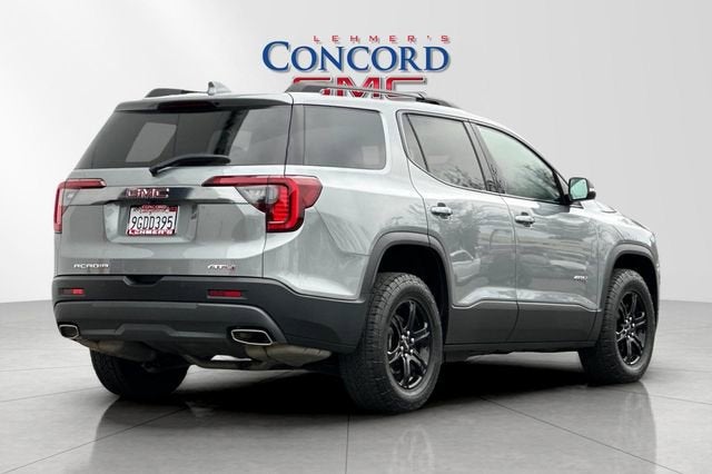 2023 GMC Acadia AT4