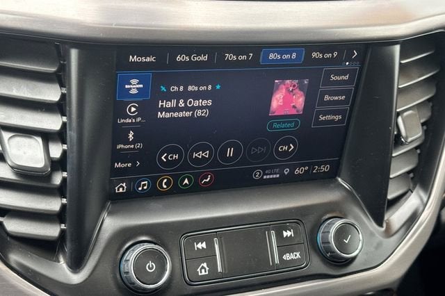 2023 GMC Acadia AT4