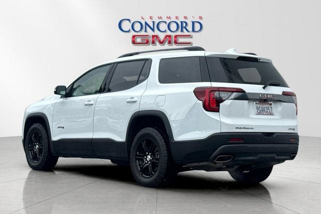 2023 GMC Acadia AT4