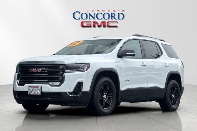 2023 GMC Acadia AT4