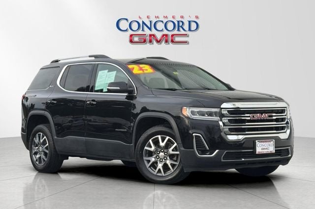 2023 GMC Acadia SLT