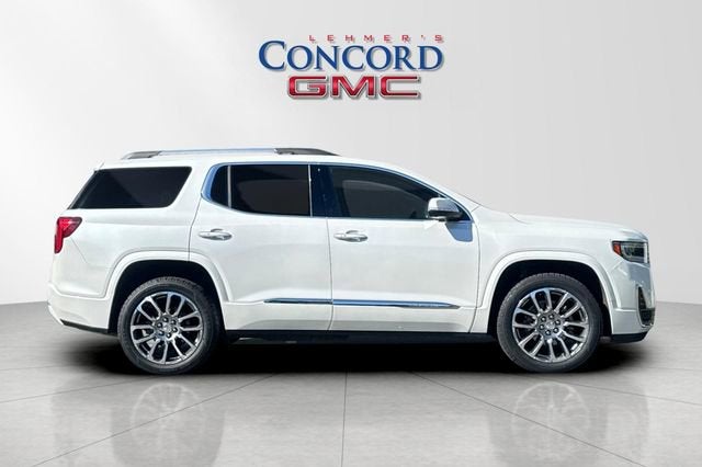 2023 GMC Acadia Denali