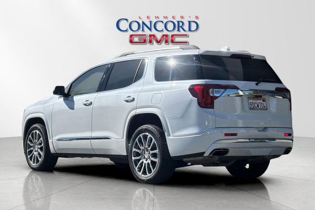 2023 GMC Acadia Denali