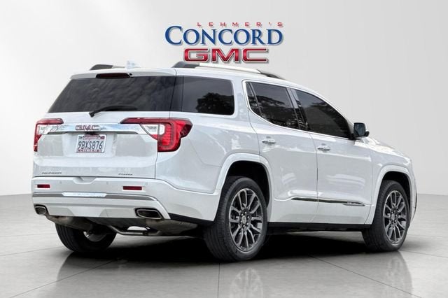 2022 GMC Acadia Denali