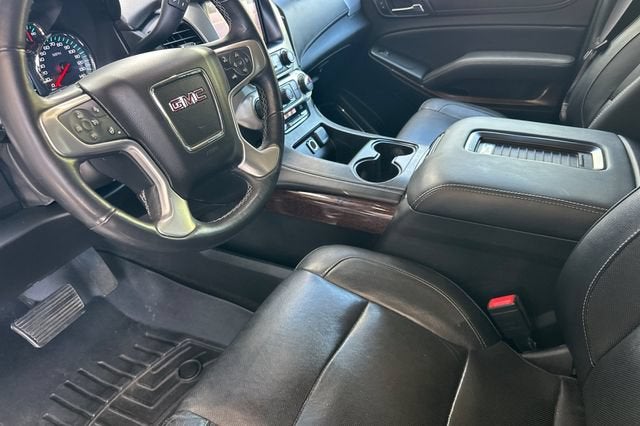 2017 GMC Yukon SLT