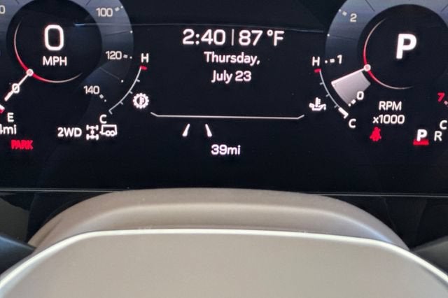2026 GMC Yukon Denali - Photo 28