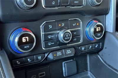 2024 GMC Yukon XL SLT