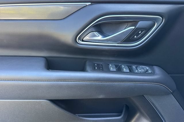 2023 GMC Yukon XL AT4