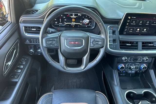 2023 GMC Yukon XL AT4