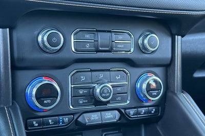 2023 GMC Yukon XL AT4