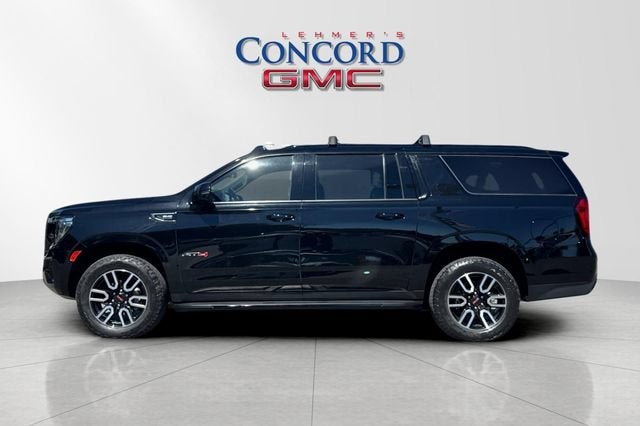2023 GMC Yukon XL AT4