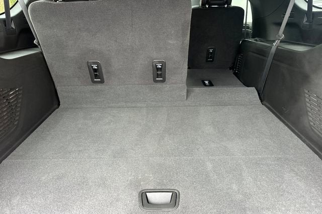 2024 GMC Yukon XL AT4