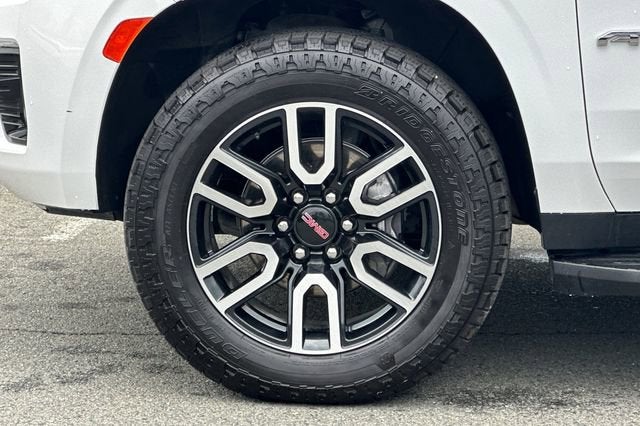 2024 GMC Yukon XL AT4