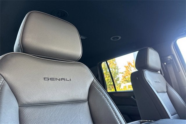 2025 GMC Yukon XL Denali