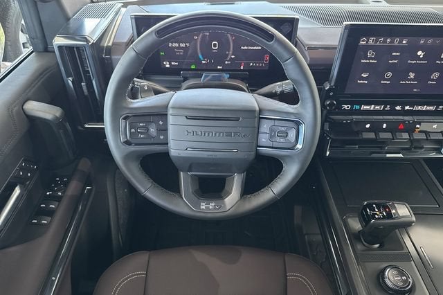 2026 GMC HUMMER EV 2X - Photo 14