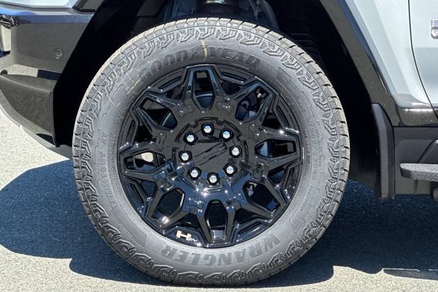 2026 GMC HUMMER EV 2X - Photo 24