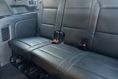 2025 Chevrolet Suburban LT