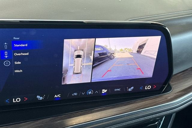 2025 Chevrolet Suburban LT