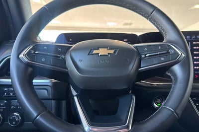 2025 Chevrolet Suburban LT