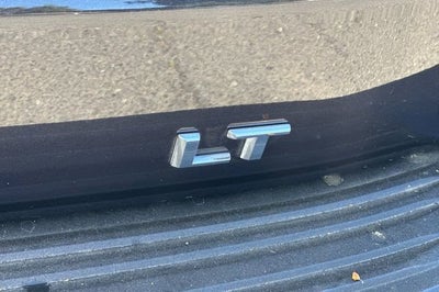 2025 Chevrolet Suburban LT