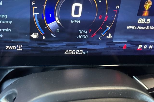 2025 Chevrolet Suburban LT