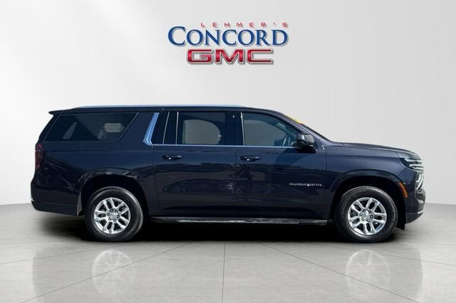 2025 Chevrolet Suburban LT