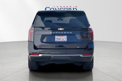 2025 Chevrolet Suburban LT