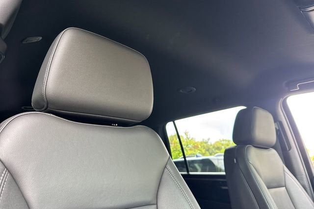 2025 Chevrolet Suburban LT