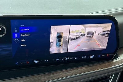 2025 Chevrolet Suburban LT