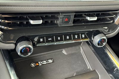 2025 Chevrolet Suburban LT