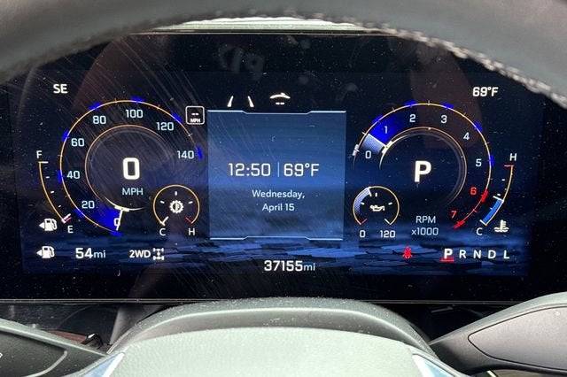 2025 Chevrolet Suburban LT