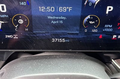 2025 Chevrolet Suburban LT