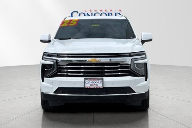 2025 Chevrolet Suburban LT
