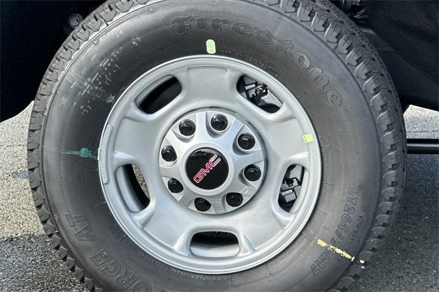 2025 GMC Sierra 2500 HD Pro