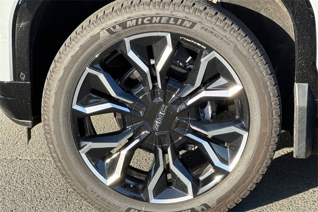 2024 GMC Sierra EV Denali Edition 1