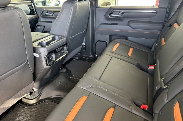 2026 GMC Sierra 2500HD AT4 - Photo 13