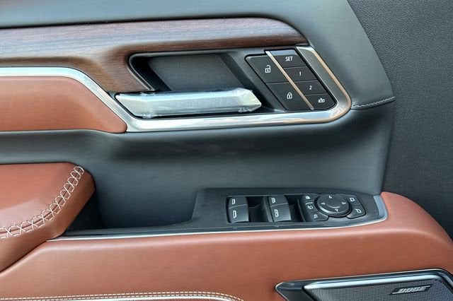 2026 GMC Sierra 3500 HD Denali Ultimate DRW