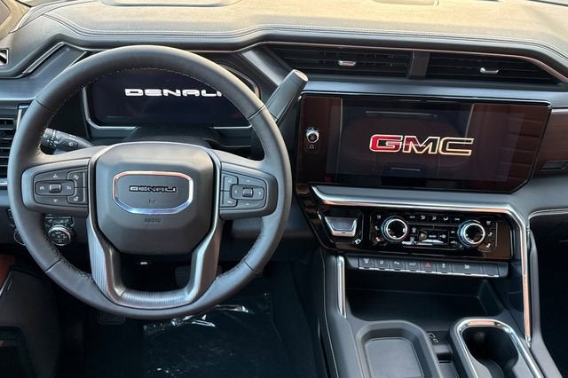 2026 GMC Sierra 3500 HD Denali Ultimate DRW